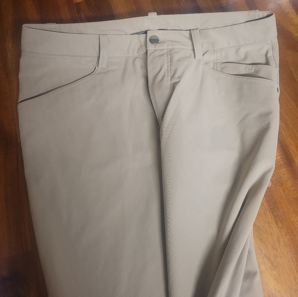 Lululemon pants